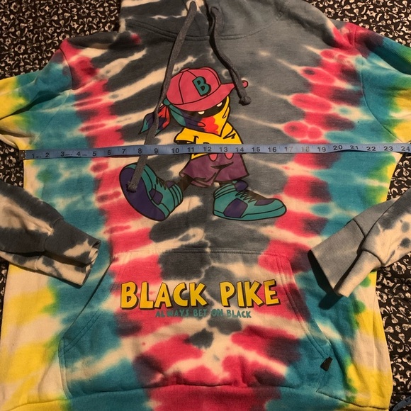Black Pike XL unisex Tie Dye hoodie with cartoon graphic, always bet on black - Picture 3 of 6